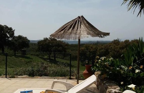 Sao Barnabe House | Monte Abaixo