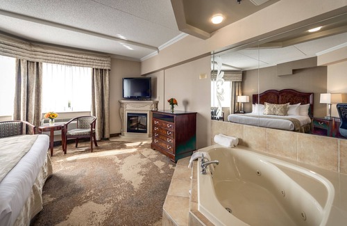Markham Hotel | Monte Carlo Inn & Suites Downtown Markham
