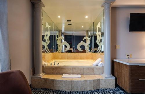 Mississauga Hotel | Monte Carlo Inn Toronto West Suites