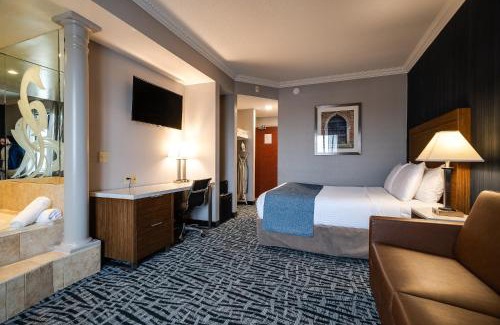 Mississauga Hotel | Monte Carlo Inn Toronto West Suites
