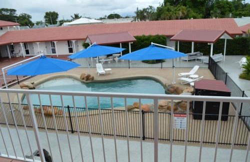 Rosslea Hotel | Monte Carlo Motor Inn