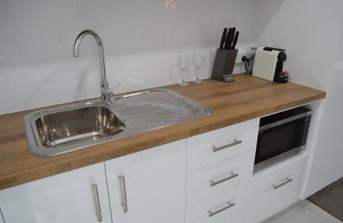 Rosslea Hotel | Monte Carlo Motor Inn