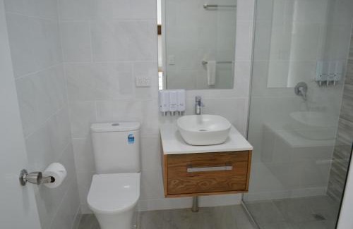 Rosslea Hotel | Monte Carlo Motor Inn