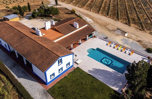 Montemor-o-Novo Cottage | Monte do Melo | Montemor-o-novo | 7 bedrooms | 16 people | pool