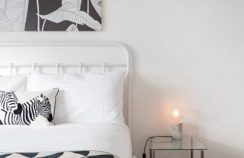 Newstead House | Monte-Vista: Minutes to the City Views & Parking