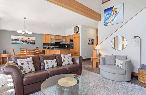 Village North House | Montebello 4808 - Private Hot Tub, Walk to Village