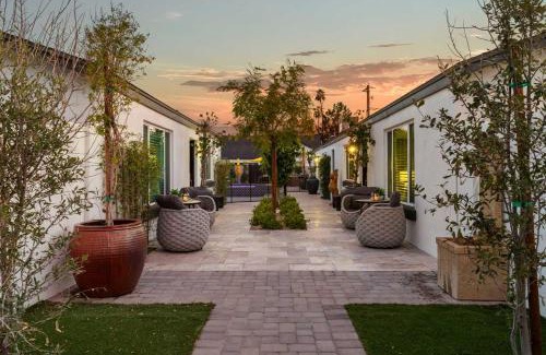 Arcadia Lite House | Montecito Luxe Home - 3-Villa Retreat with Pool Courtyard