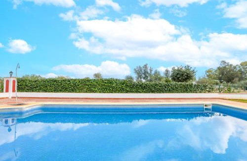 Carmona Villa | Montecristo 4