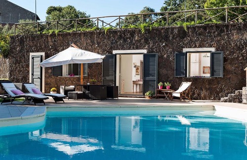 Ragalna Villa | Montefiore