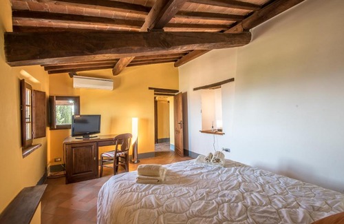 Montefollonico Apartment | Montefollonico La Terrazza