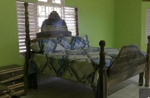 Mango Walk House | Montego Bay Guesthouse