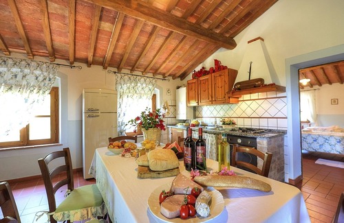 Peccioli Apartment | Montelopio 4 - Apartment with pool