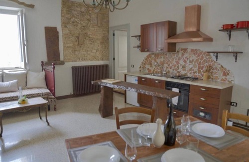 Roseto degli Abruzzi Apartment | Montepagano One-Bedroom Apartment with Piazza View
