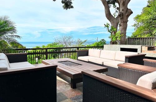Tateyama Villa | Monterey House by SANA