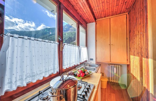 Staffa Apartment | Monterosa Cozy Apartment 200m From Ski