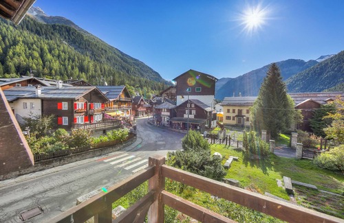 Staffa Apartment | Monterosa Cozy Apartment 200m From Ski