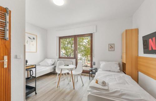 Heilbronn Apartment | Monteur Apartments Heilbronn City - LOW BUDGET, PARKING, WIFI, SMART TV NEW