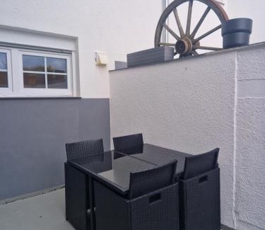 Lage Apartment | Monteur- Ferienwohnung Lage Kachtenhausen