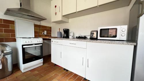 Itzehoe Apartment | Monteurhaus in Itzehoe ruhige Lage, Küche & Parkplatz inklusive