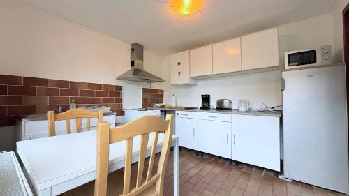 Itzehoe Apartment | Monteurhaus in Itzehoe ruhige Lage, Küche & Parkplatz inklusive