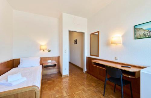 Straubing Apartment | Monteurzimmer für bis zu 26 Personen in Straubing low budget mit Gemeinschaftsküche NEU