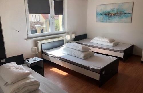 Schkeuditz Apartment | MonteurzimmerKING Schkeuditz Hauptstraße