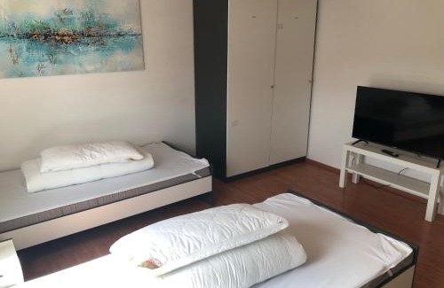 Schkeuditz Apartment | MonteurzimmerKING Schkeuditz Hauptstraße