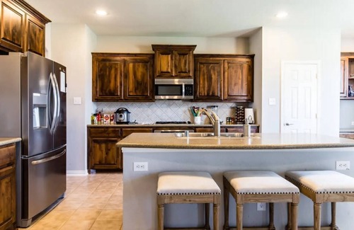 Little Elm House | Monthly Extended Stay Frisco ISD 2816 Sqft 4 Bd 3.5 Ba