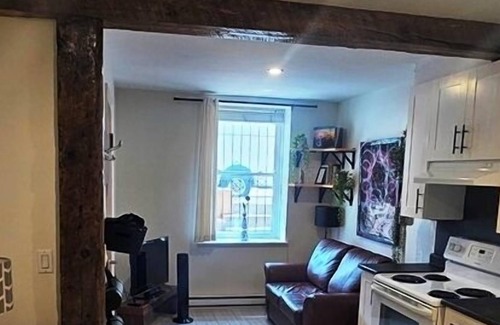 Hochelaga Apartment | Monthly Rental Only