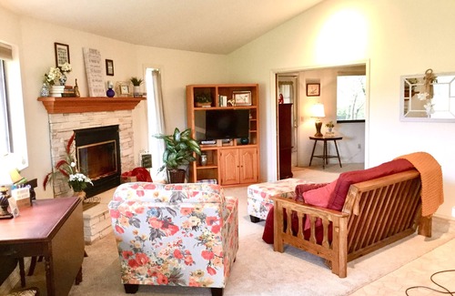 Cookson House | Monthly Renters Welcome ~ Minutes from Tenkiller Lake