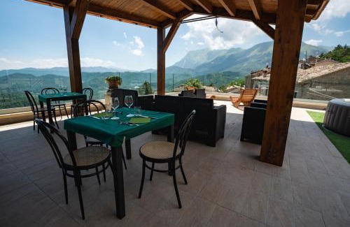 Montemonaco Hotel | Monti Azzurri