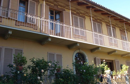 Borgo House | Monticello D Alba: Mansion - Via settentrione 2 12066 Monticello d'Alba