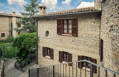 Montone House | Montone Due