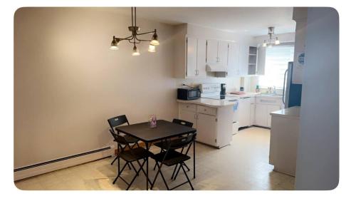 LaSalle Apartment | Montreal One-Bedroom Apartment Number3 with shared-bathroom and shared kitchen