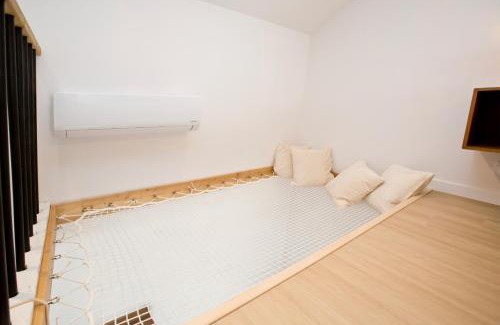 Tarbes Apartment | Montsejour - T2 climatisé avec filet et fauteuil suspendu