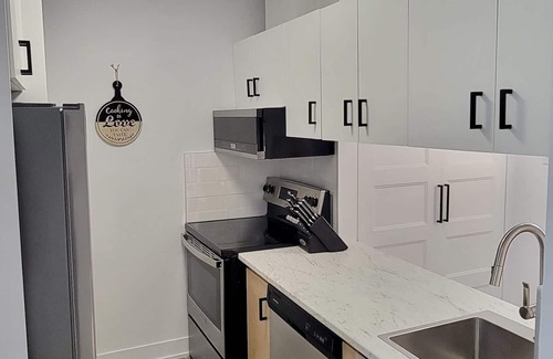 Beaupre Apartment | MONTSKI | Luxurious 〽️ condo