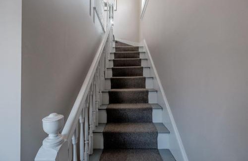 East End Apartment | Monument SWEET!