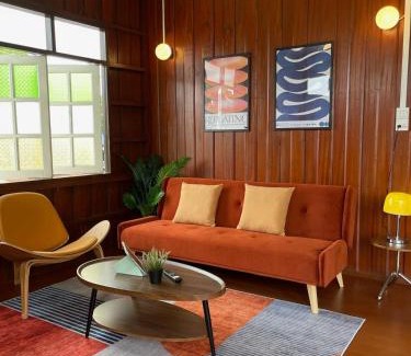 Mae Lao House | Moo Haus