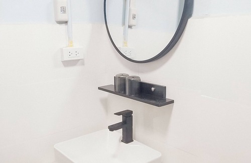 Rama 9 Bed & Breakfast | Moochi Relax Lassommoir