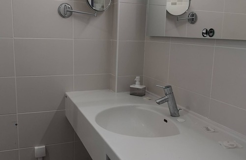 Pont-Eveque Hotel | Moodz Hotel