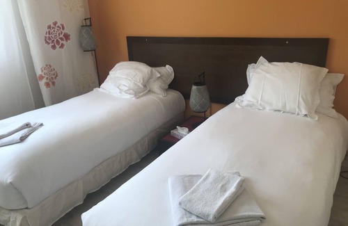 Pont-Eveque Hotel | Moodz Hotel