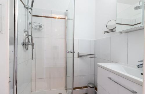 Ploen Apartment | MOOI: Fantastisches Apartment mit Seeblick und Stil, Netflix