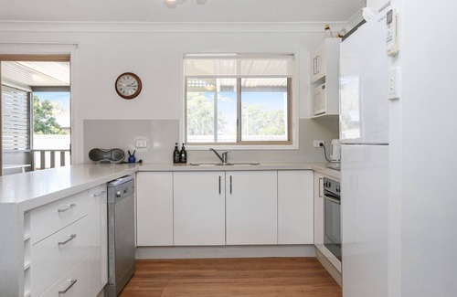 Hawks Nest House | Moola Palms - Pet Friendly