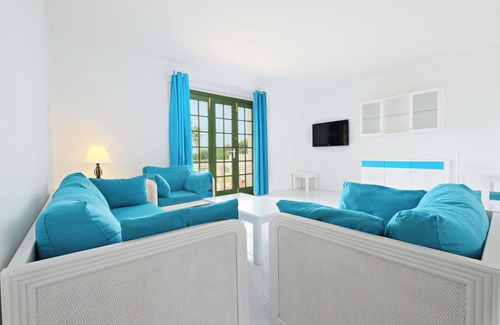 Coves Noves Hotel | Moon Dreams Marina Parc