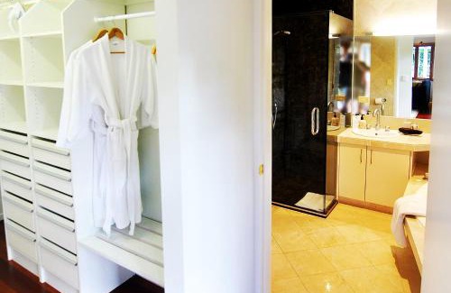 Kerikeri Bed & Breakfast | Moon Gate Villa