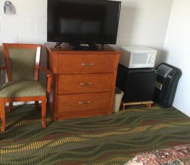 Meade Hotel | Moon Mist Motel