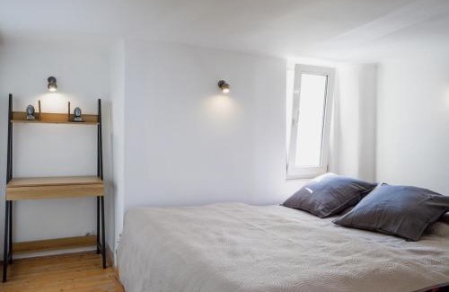 Belvaros - Lipotvaros Apartment | Moon Residence - Spacious Apartment