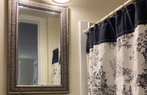 Maysville Apartment | Moon River Bed & Breakfast