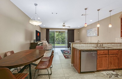 New Braunfels Condo | Moon River I New Braunfels, Guadalupe River, Pool, Tubing