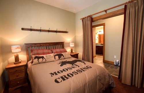 Silver Star Mountain Ski Chalet | Moonbeam